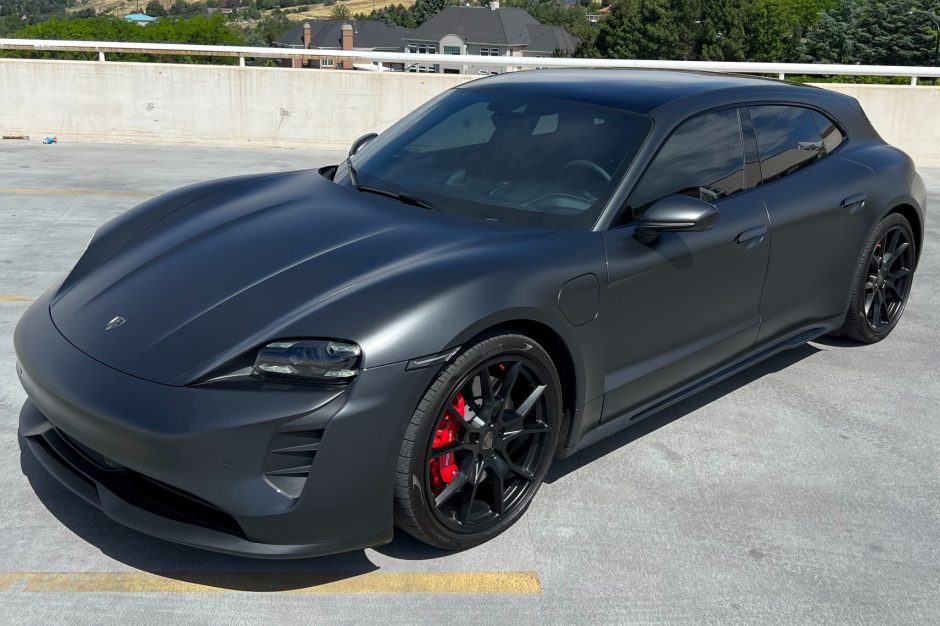 2022 Porsche Taycan sold at auction for $86,250