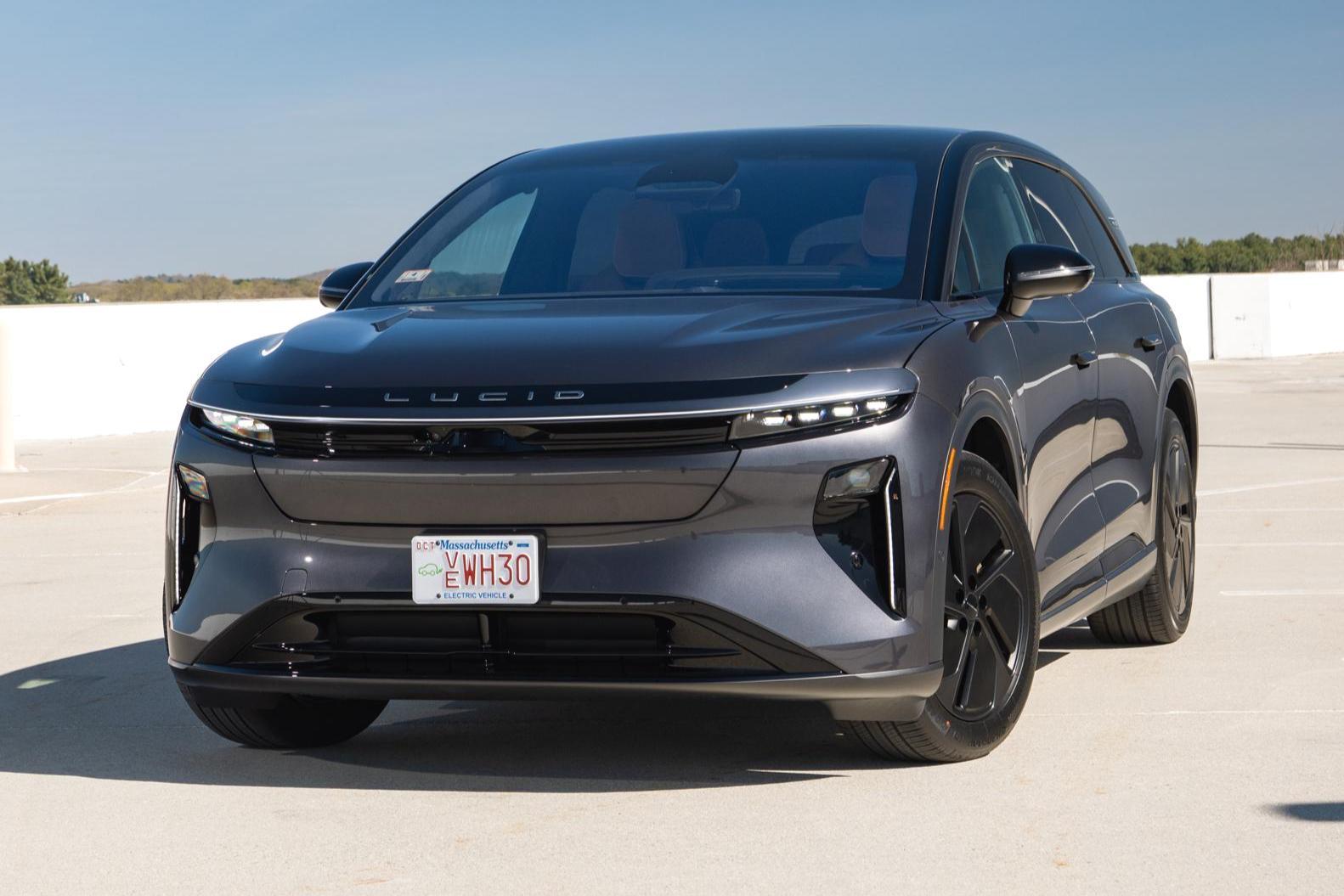 2026 Lucid Gravity sold at auction for $81,500