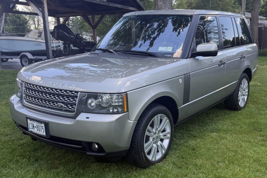 2010 Land Rover Range Rover sold at auction for $7,850