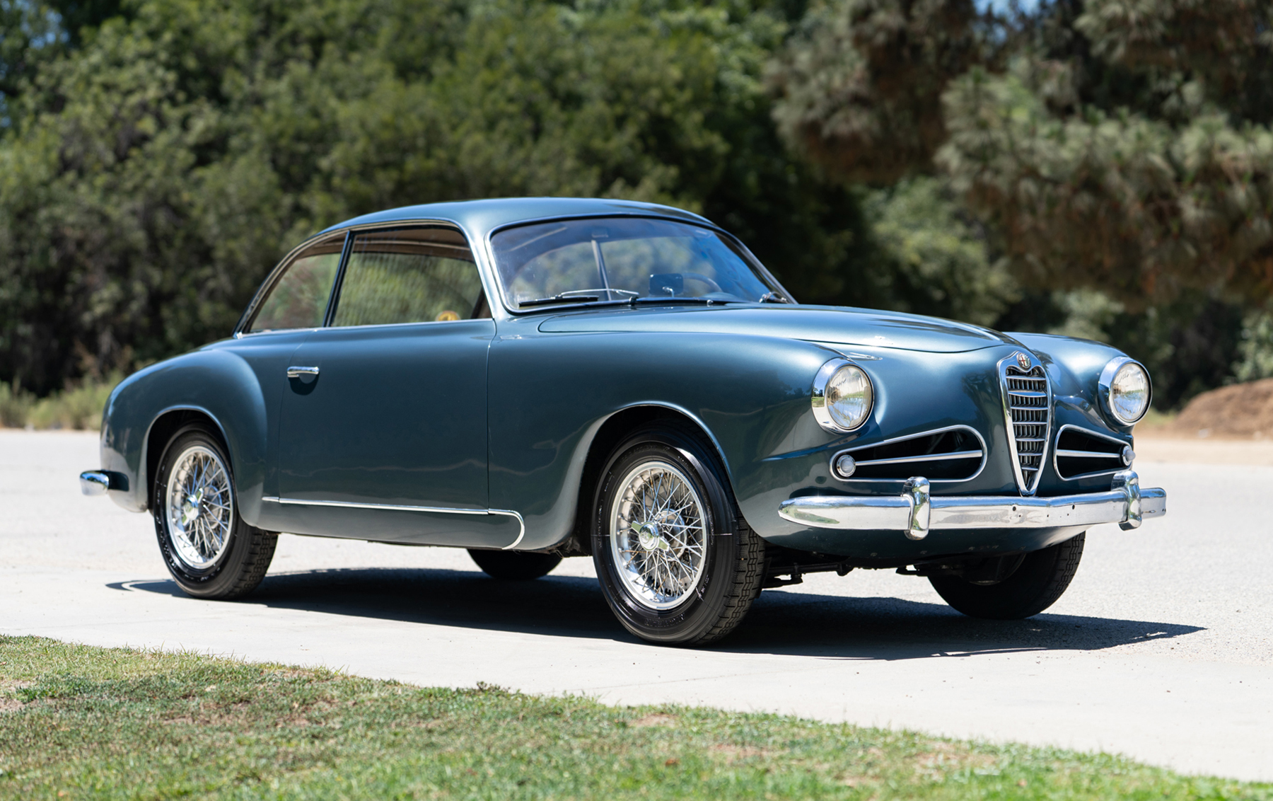 1954 Alfa Romeo 1900 sold at auction for $81,200