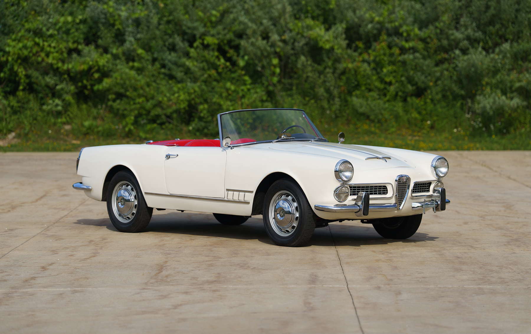 1959 Alfa Romeo 2000 sold at auction for $61,600