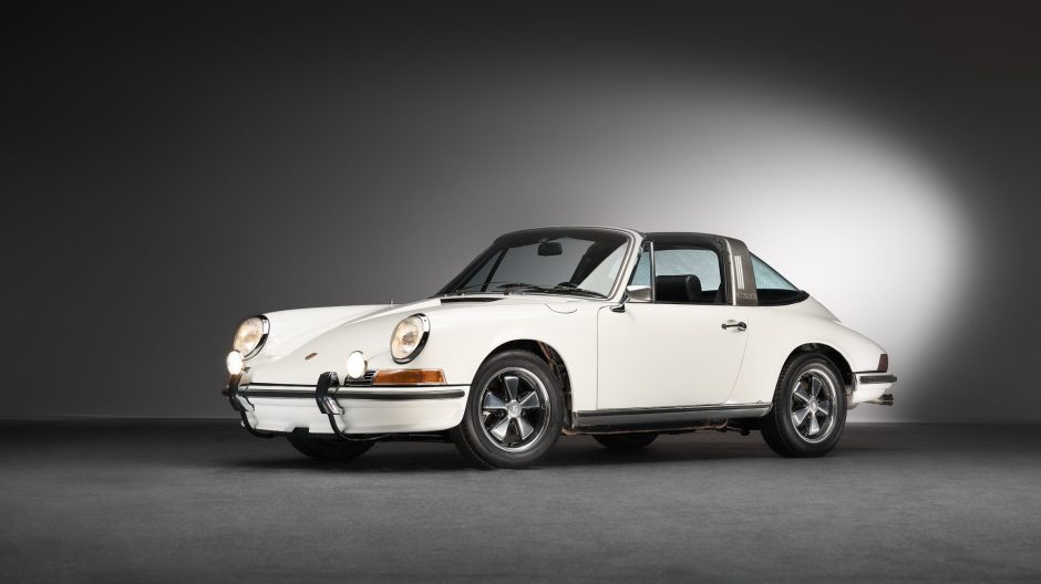 1972 Porsche 911 sold at auction for $73,000