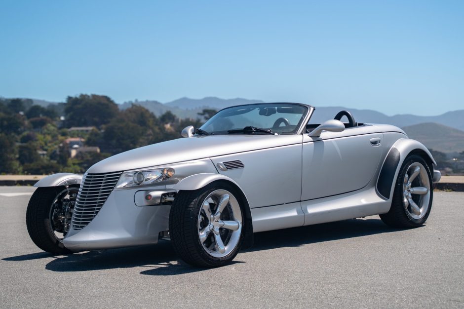 2000 Plymouth Prowler sold at auction for $24,000