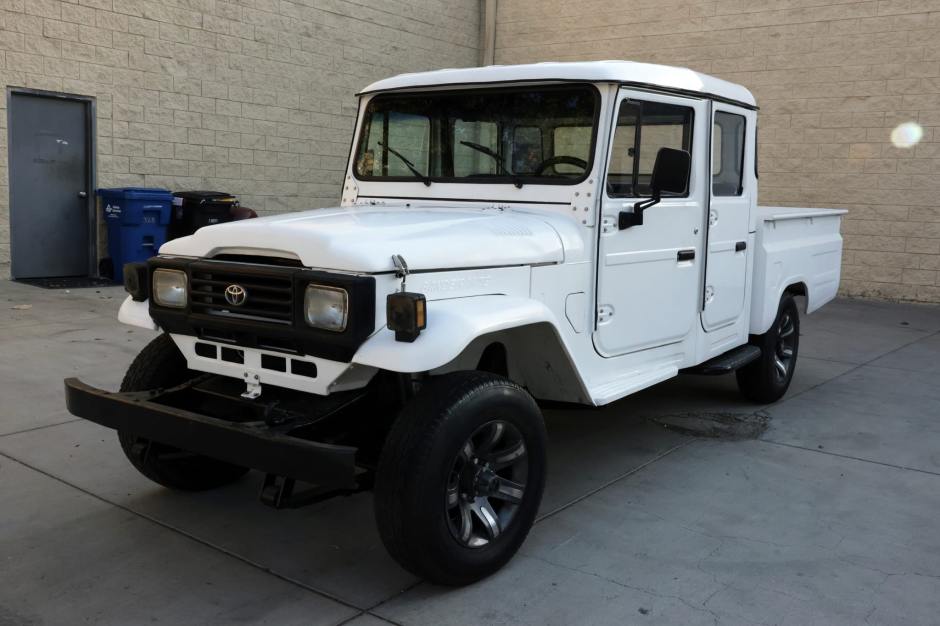 1989 Toyota Land Cruiser 55 Series sold at auction for $19,000
