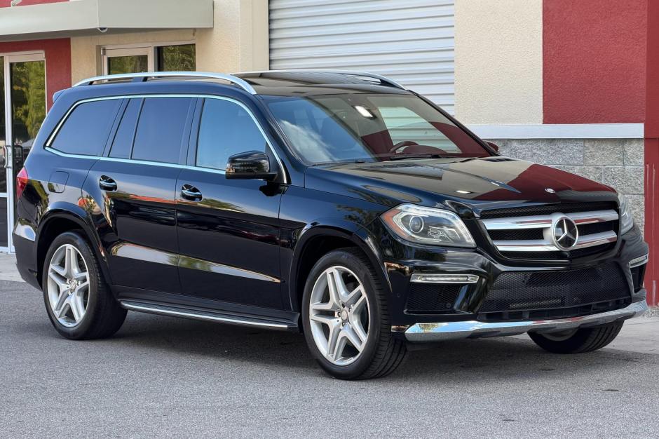 2013 Mercedes-Benz GL-Class sold at auction for $12,750