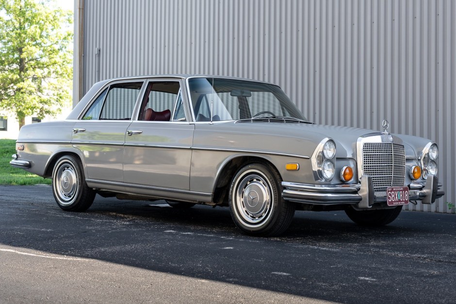 1973 Mercedes-Benz W108 & W109 sold at auction for $22,000