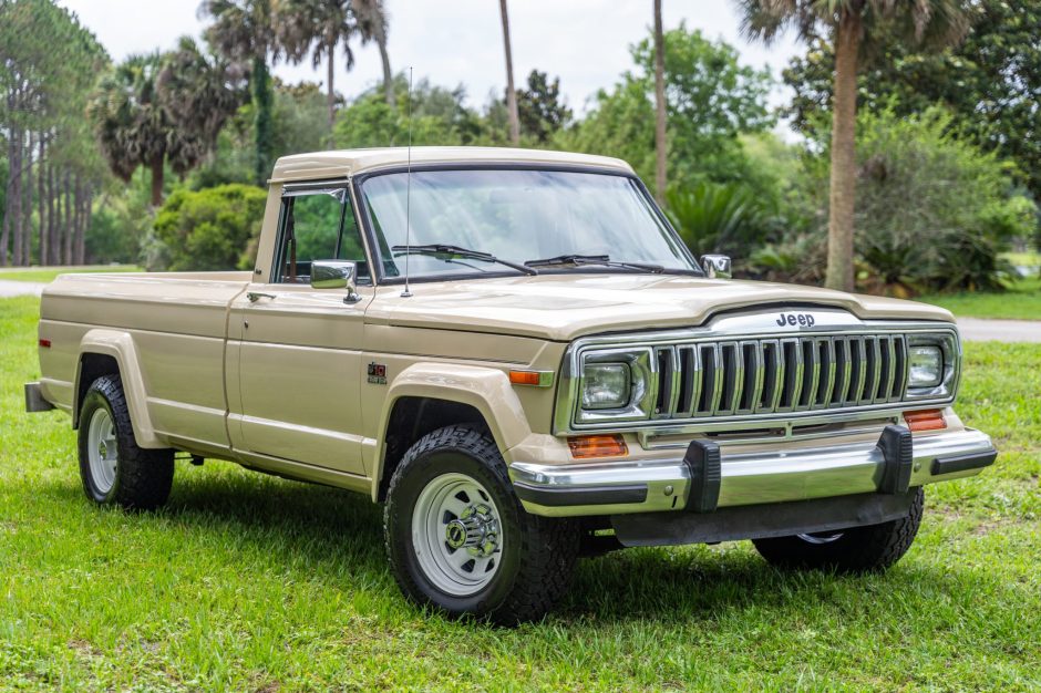1984 Jeep J Series sold at auction for $16,000