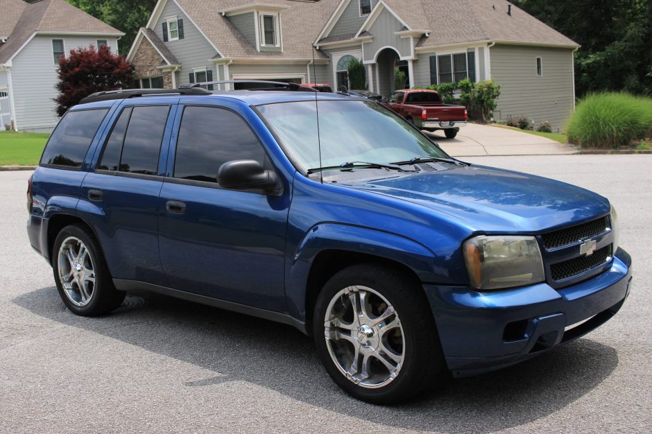 2006 Chevrolet Trailblazer sold at auction for $6,700