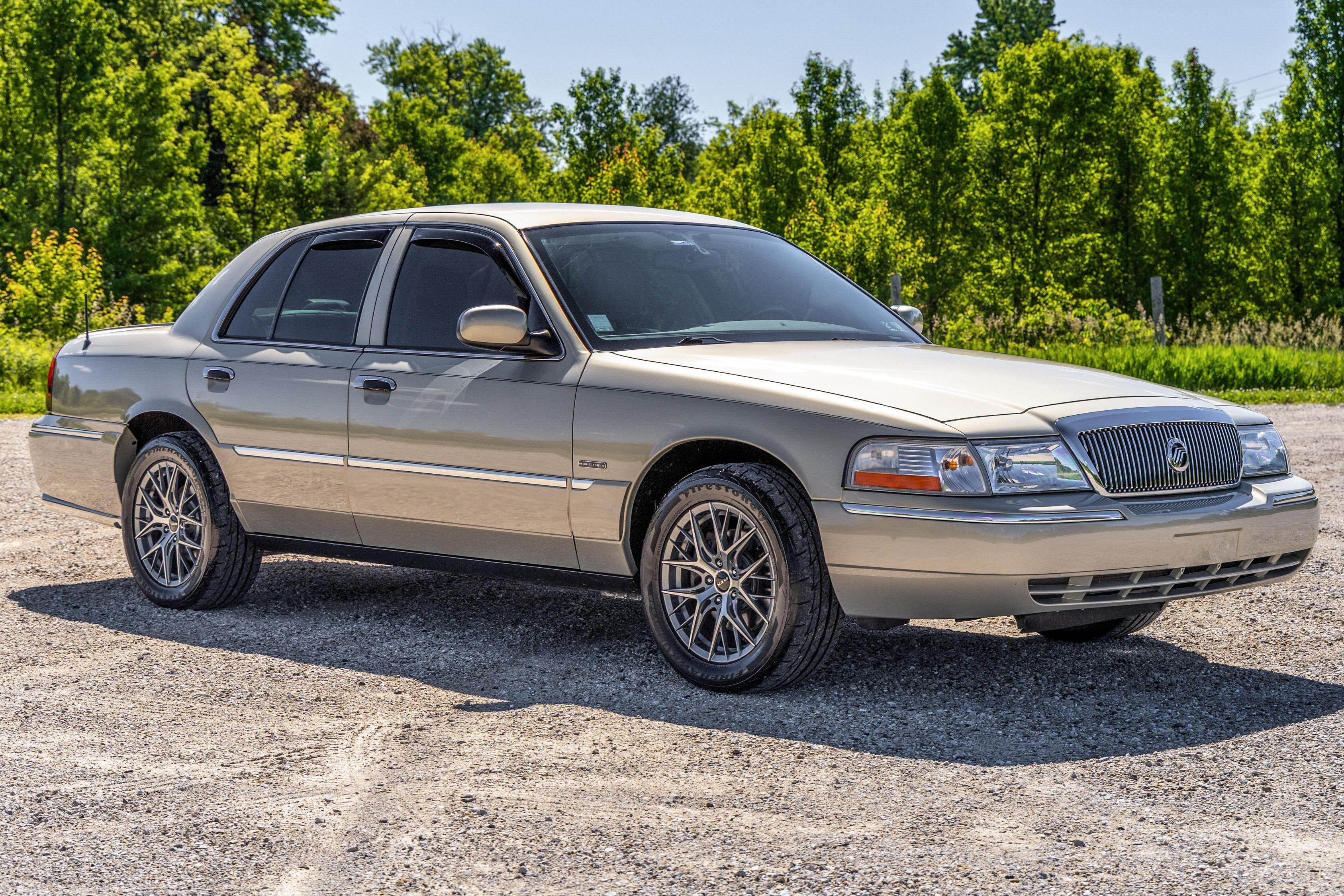 2005 Mercury Grand Marquis sold at auction for $16,500