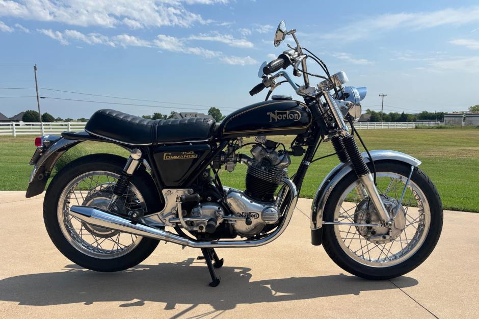 1971 Norton Commando sold at auction for $4,100