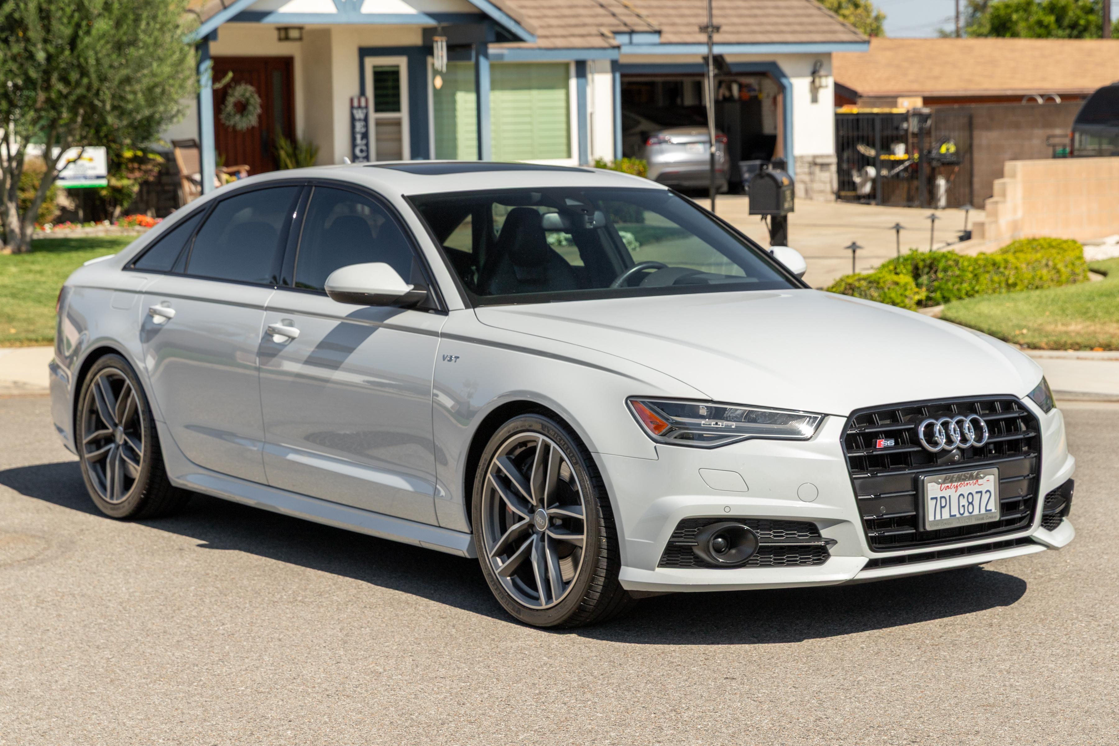 2016 Audi S6 sold at auction for $29,500