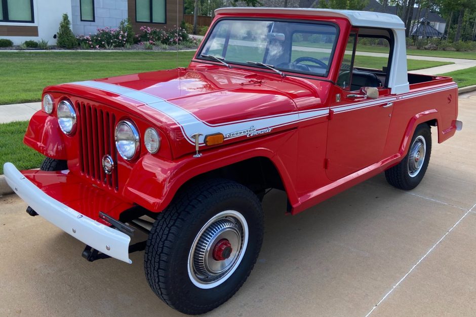 1969 Jeep Jeepster Commando sold at auction for $25,000