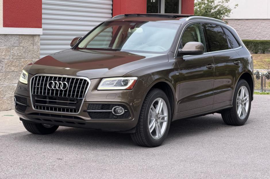 2014 Audi Q5 sold at auction for $15,900