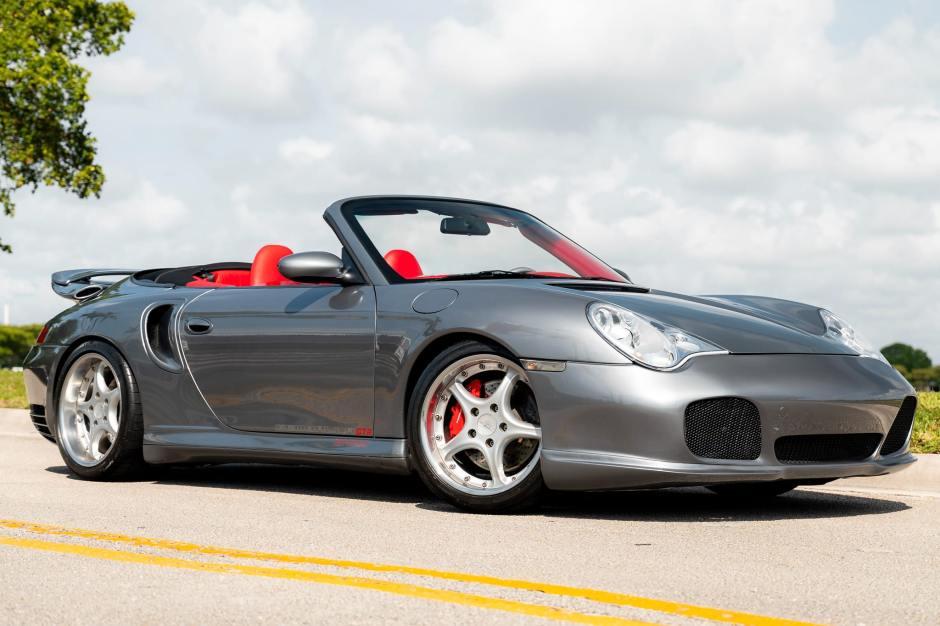 2002 Porsche 996 sold at auction for $130,000