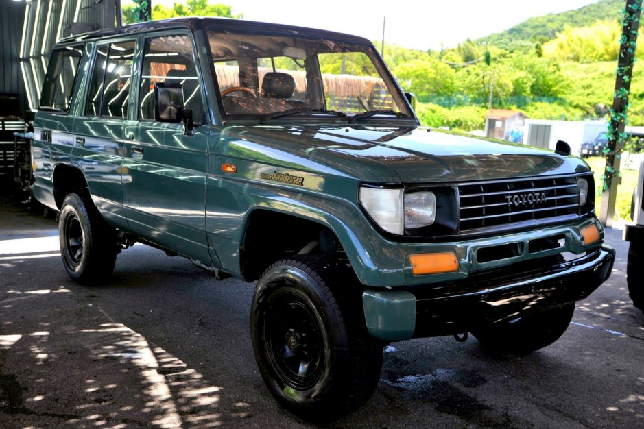 1993 Toyota Land Cruiser 70 Series sold at auction for $2,100