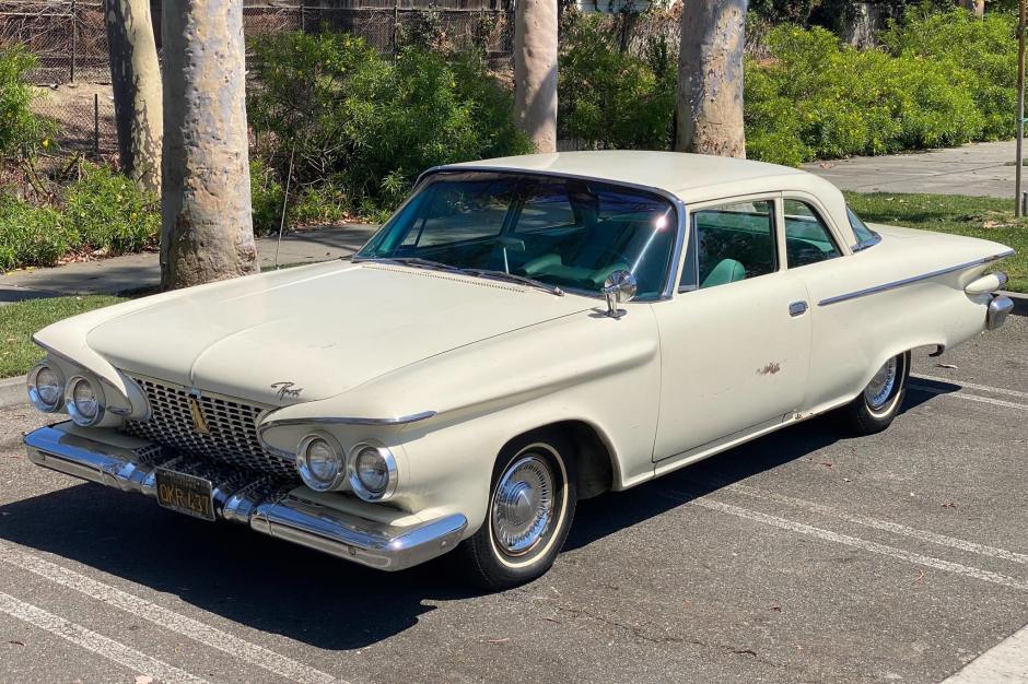 1961 Plymouth Deluxe sold at auction for $7,676