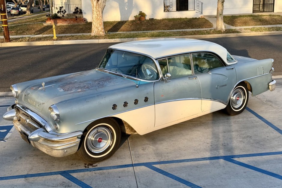1955 Buick Century sold at auction for $8,000