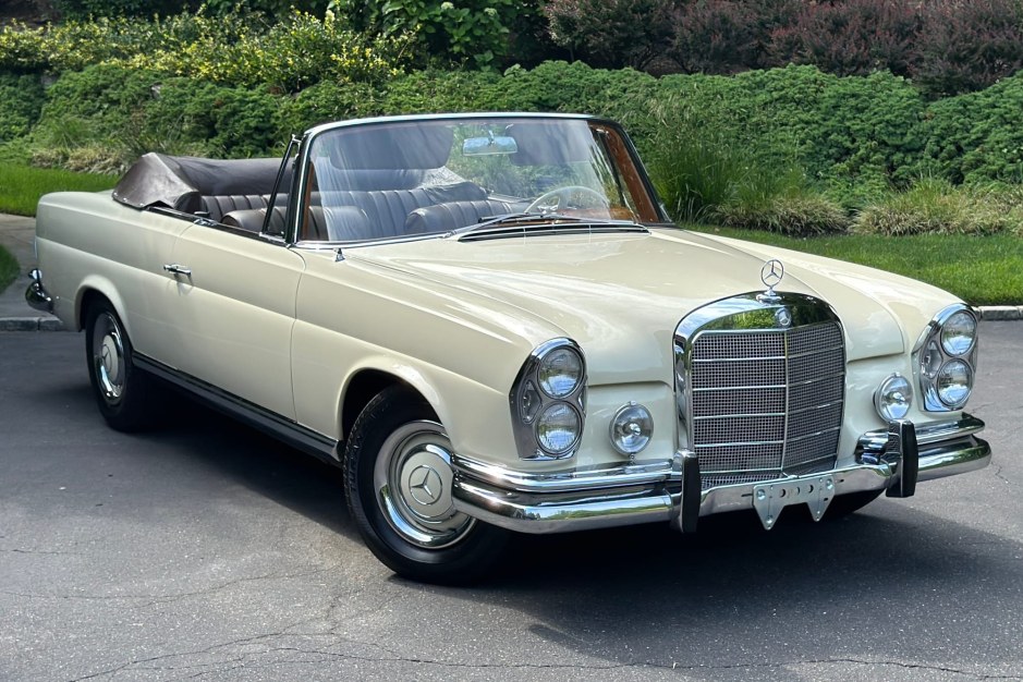 1966 Mercedes-Benz W111 Coupe & Cabriolet sold at auction for $67,000