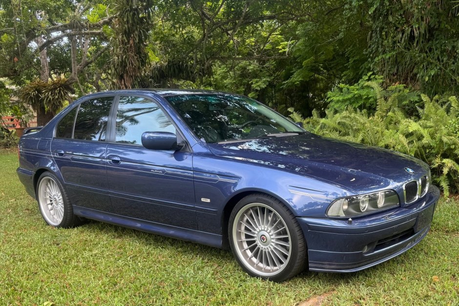 1999 BMW 5-Series sold at auction for $37,000