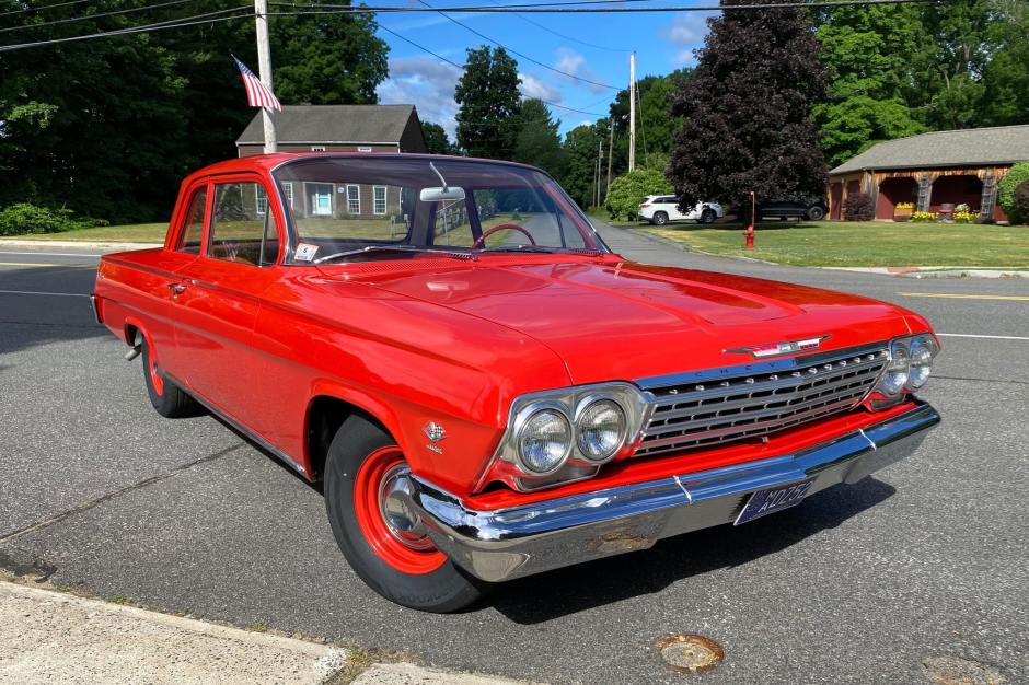 1962 Chevrolet Biscayne sold at auction for $28,250
