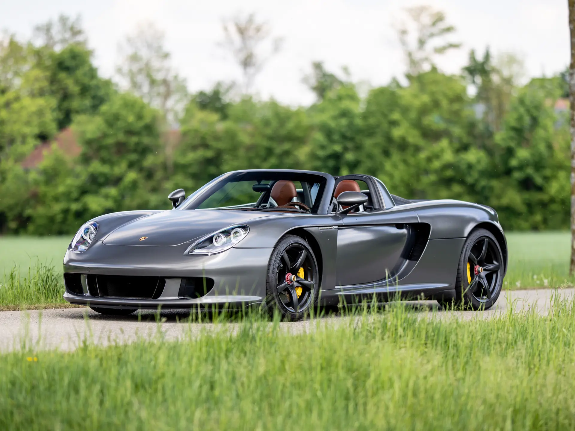 2004 Porsche Carrera GT sold at auction for $1,445,000
