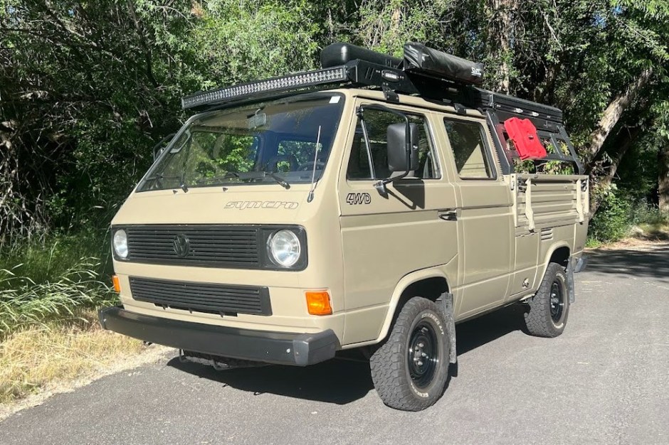 1991 Volkswagen Vanagon sold at auction for $33,550