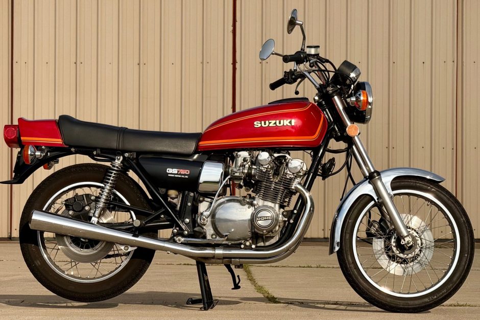 1977 Suzuki Motorcycles sold at auction for $5,050