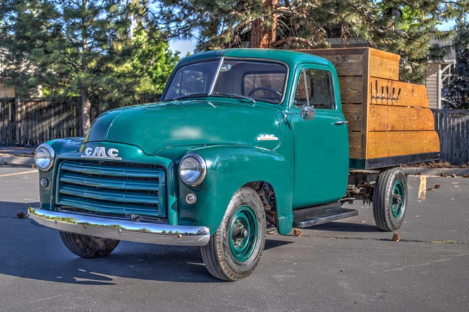 1952 GMC New Design Pickup sold at auction for $17,250