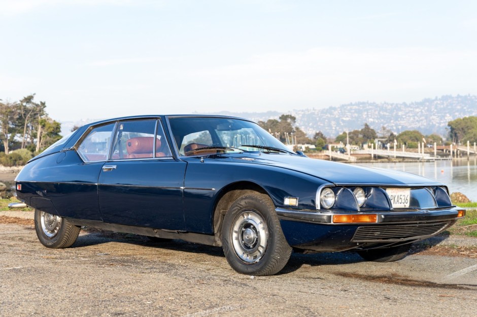 1973 Citroen SM sold at auction for $18,500