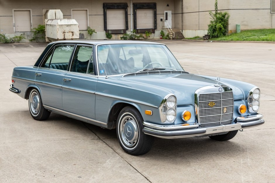 1971 Mercedes-Benz W108 & W109 sold at auction for $31,000