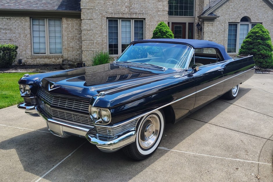 1964 Cadillac DeVille sold at auction for $102,000