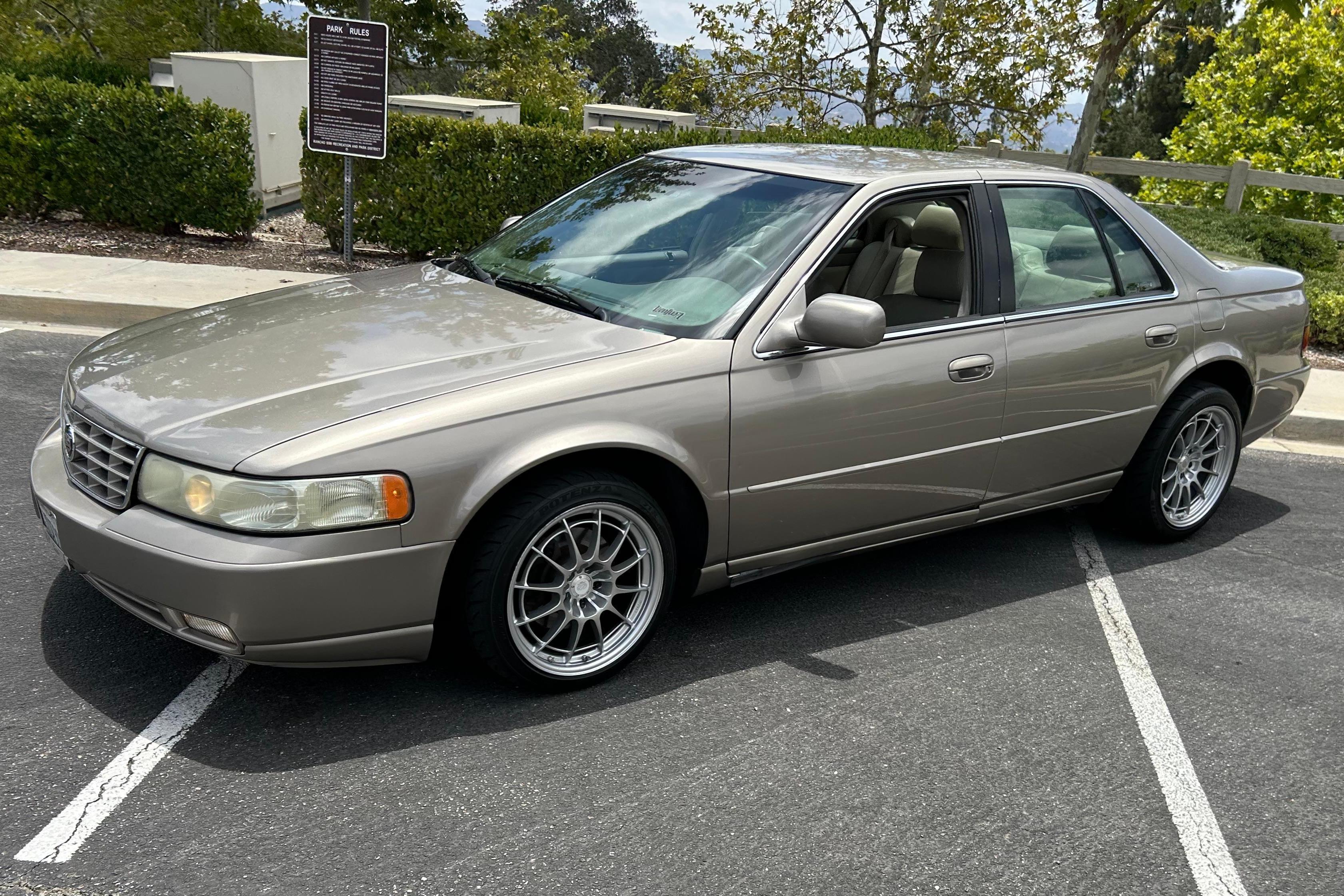2002 Cadillac Seville sold at auction for $2,000