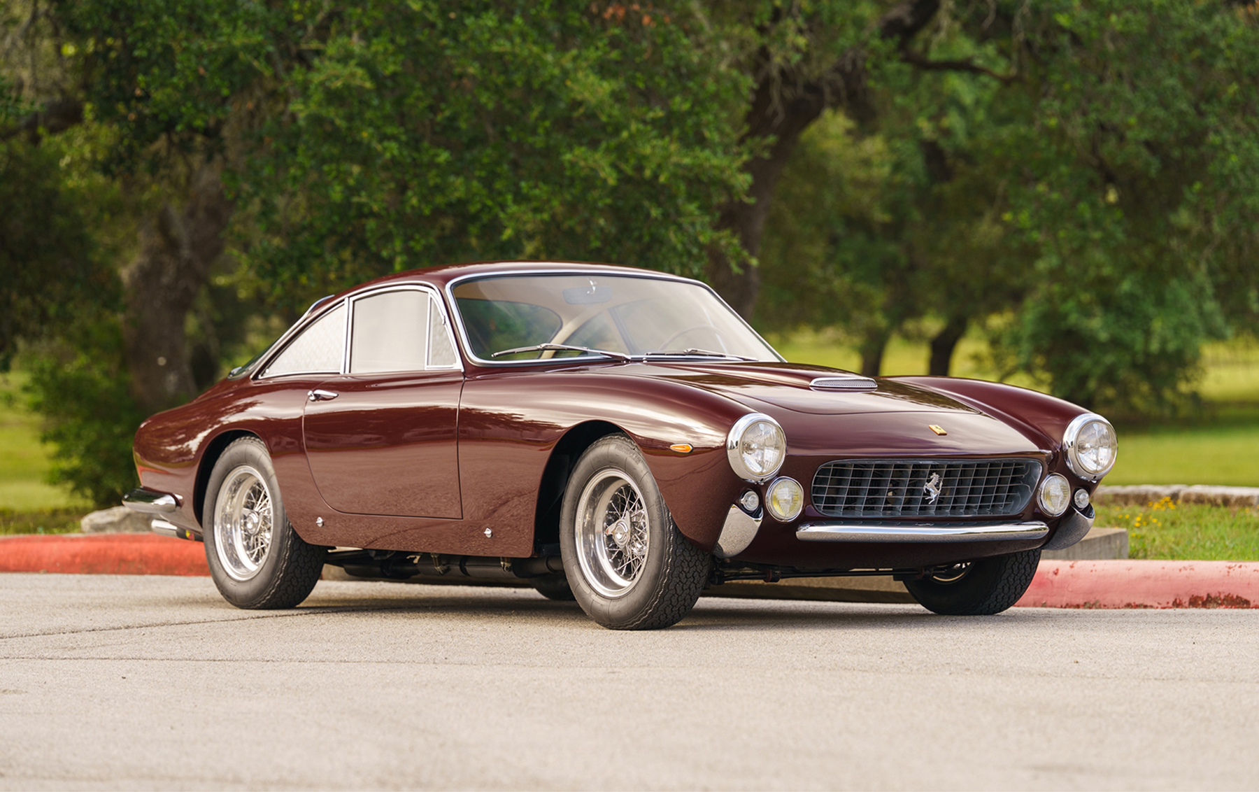 1964 Ferrari 250 GT sold at auction for $1,270,000