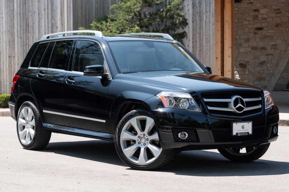 2010 Mercedes-Benz GLK-Class sold at auction for $25,250