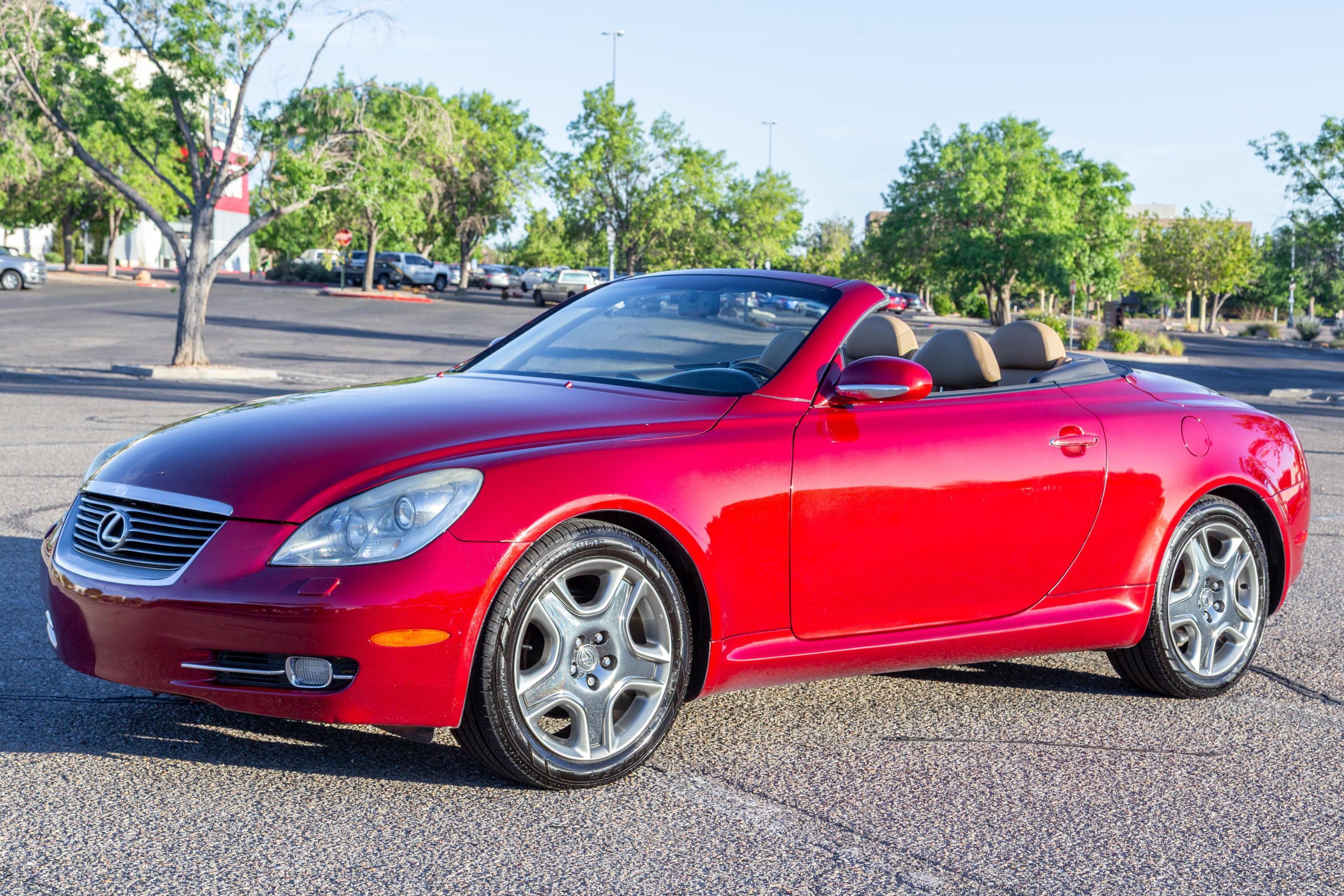 2008 Lexus SC sold at auction for $13,400
