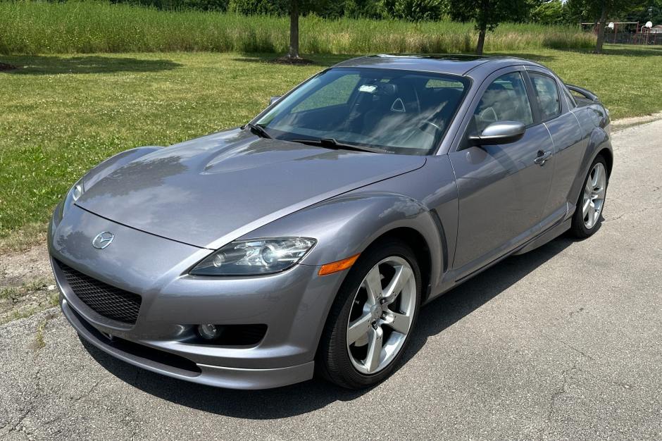 2004 Mazda RX-8 sold at auction for $7,300