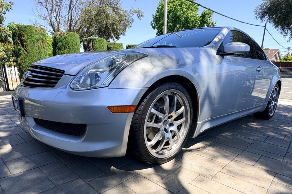 2006 Infiniti G sold at auction for $9,500
