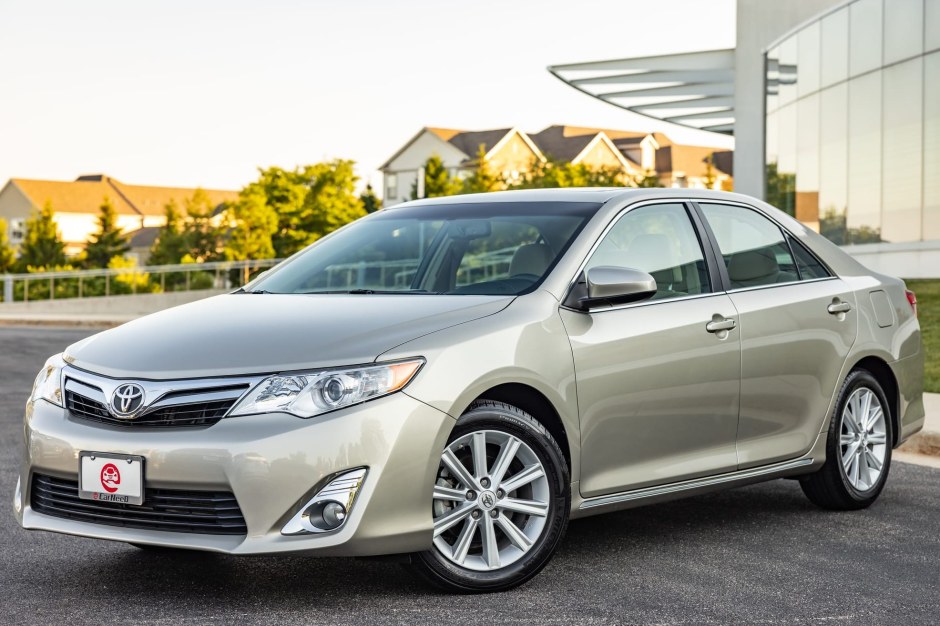 2013 Toyota Camry sold at auction for $18,500