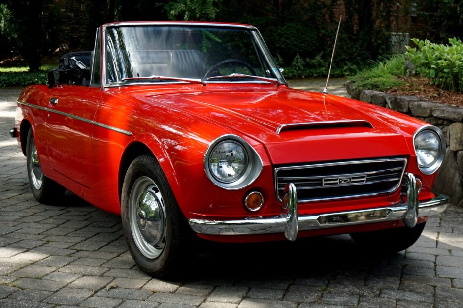 1969 Datsun Roadster sold at auction for $15,500