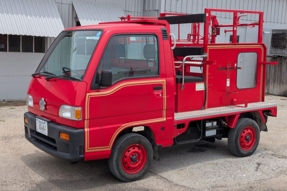 1999 Subaru Sambar sold at auction for $10,001