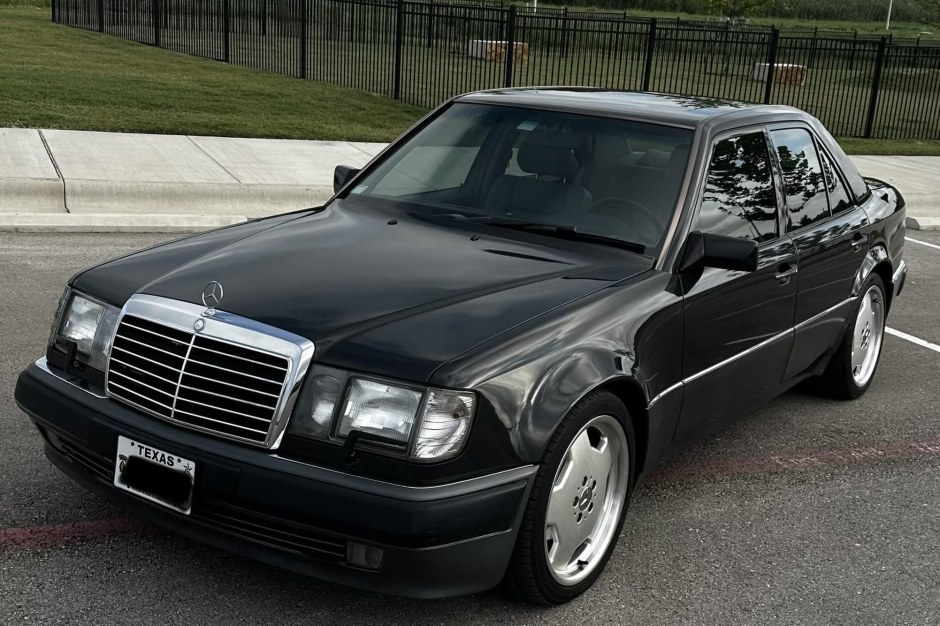 1993 Mercedes-Benz 500E sold at auction for $76,000