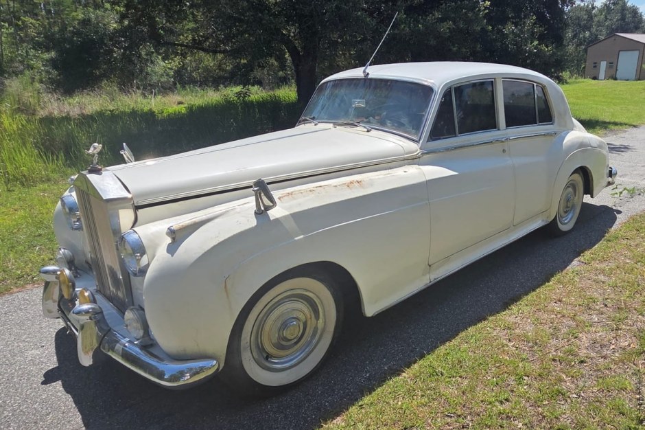 1962 Bentley S-Type sold at auction for $6,500