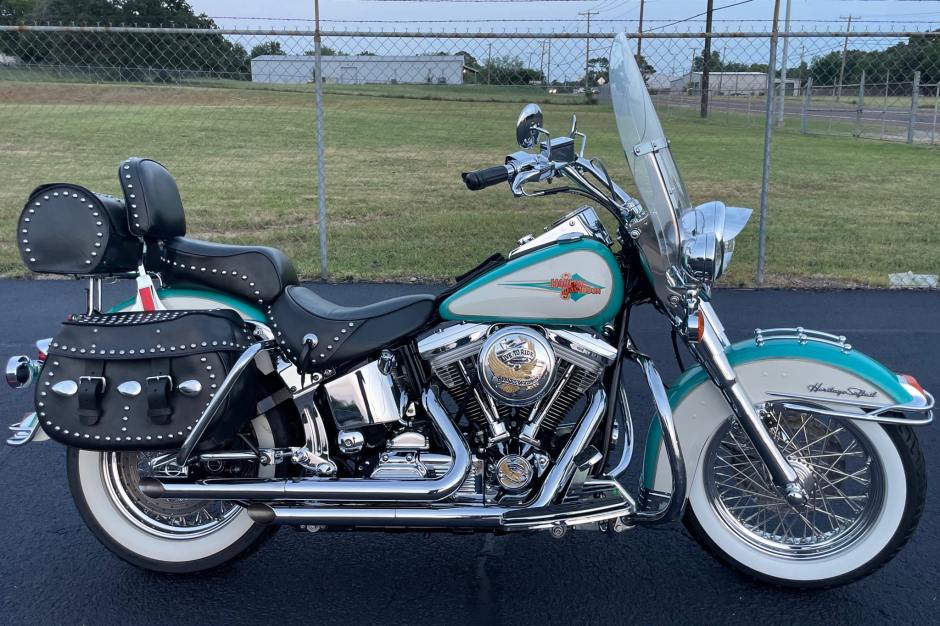 1995 Harley-Davidson Softail sold at auction for $14,000