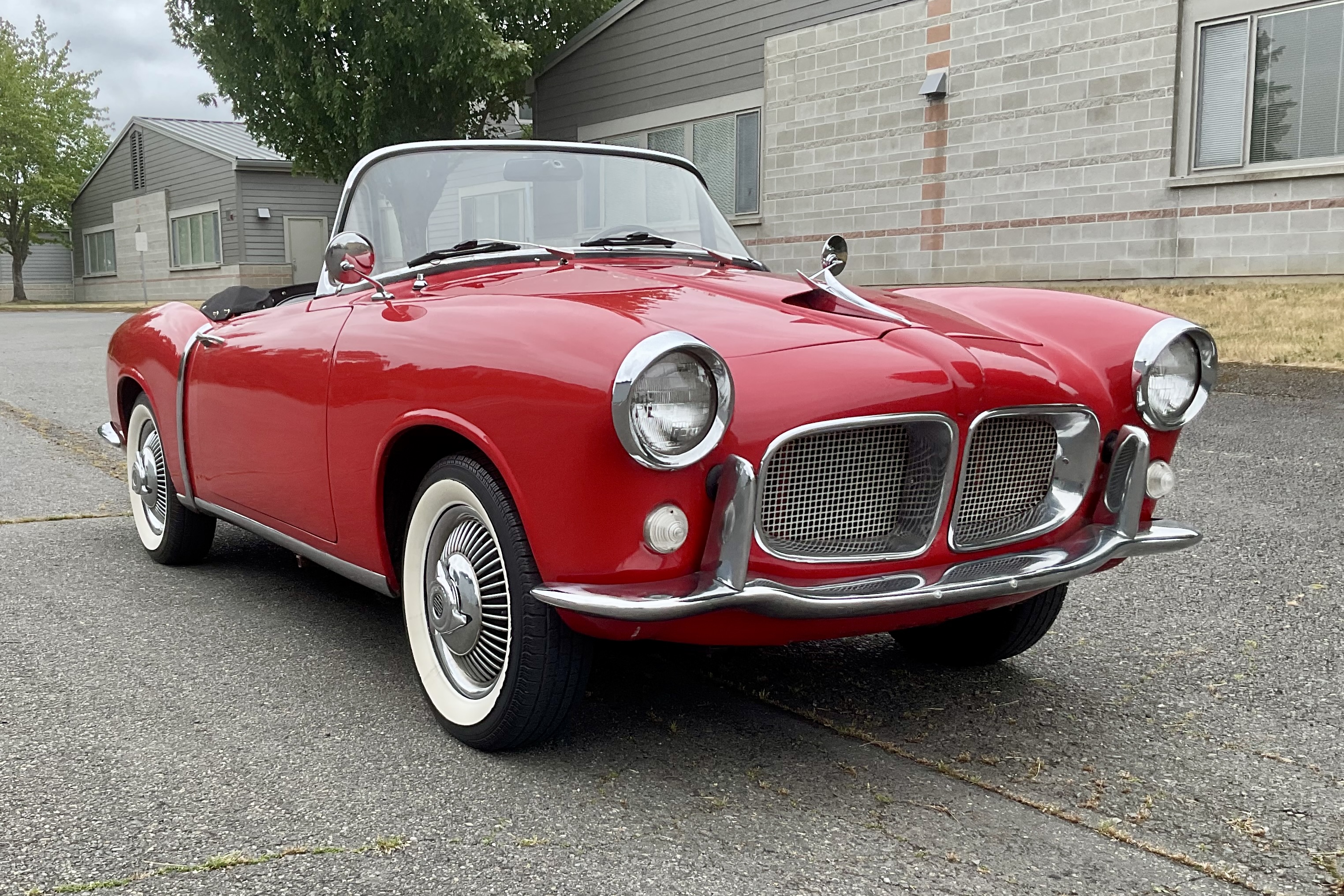 1958 Fiat Spider sold at auction for $35,500