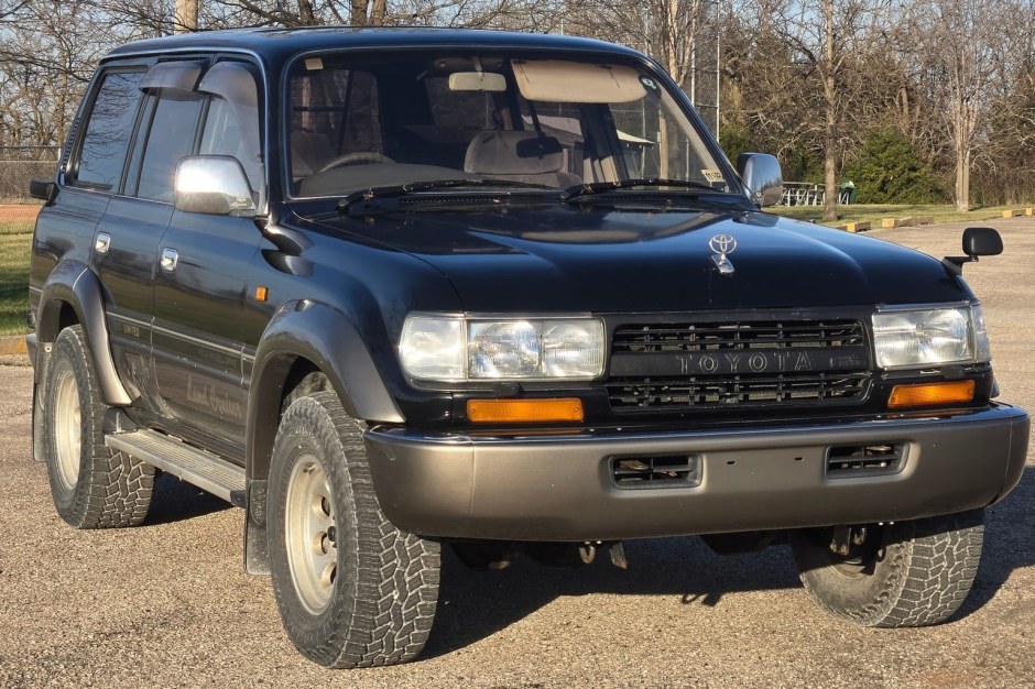 1994 Toyota Land Cruiser 80 Series sold at auction for $14,500