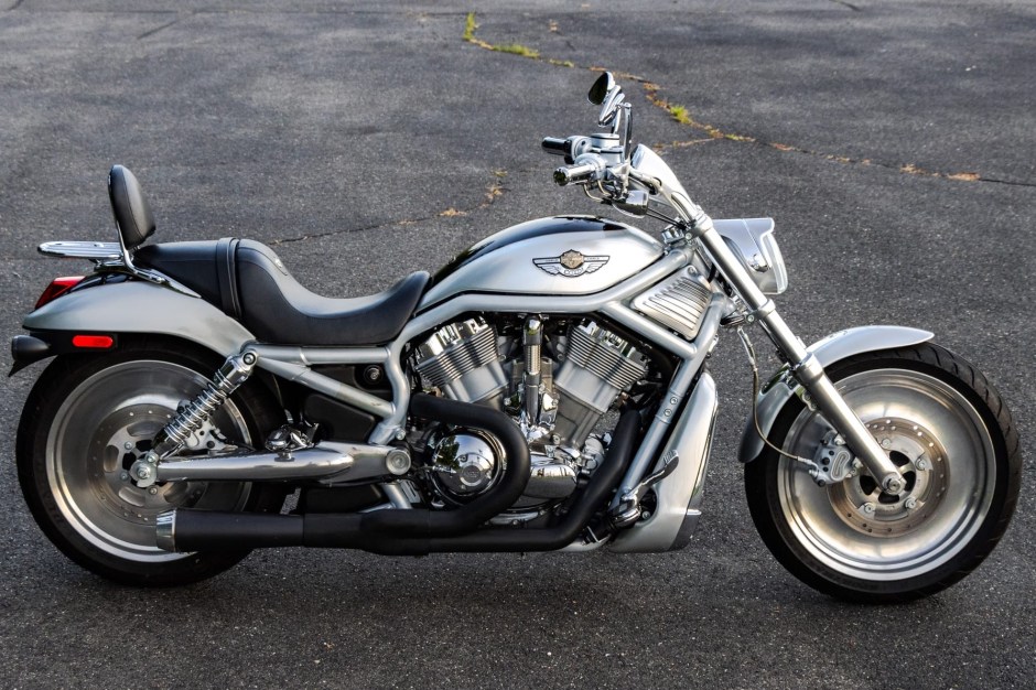 2003 Harley-Davidson V-Rod sold at auction for $5,500