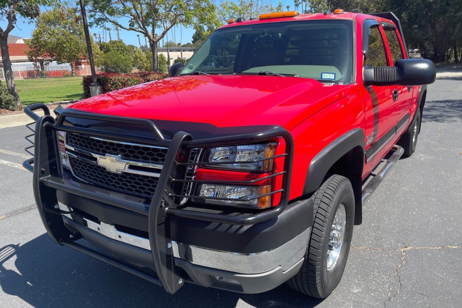 2005 Chevrolet Silverado sold at auction for $26,780