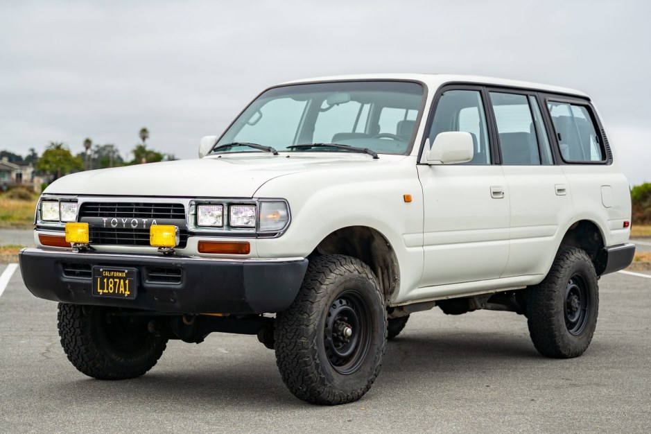 1991 Toyota Land Cruiser 80 Series sold at auction for $15,803