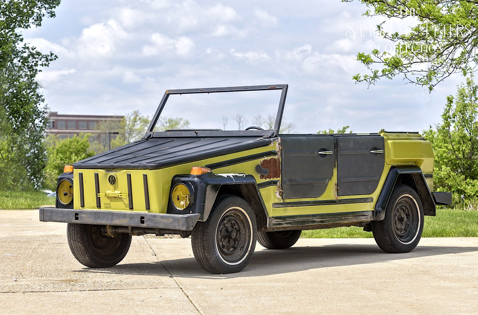 1974 Volkswagen Thing sold at auction for $3,300