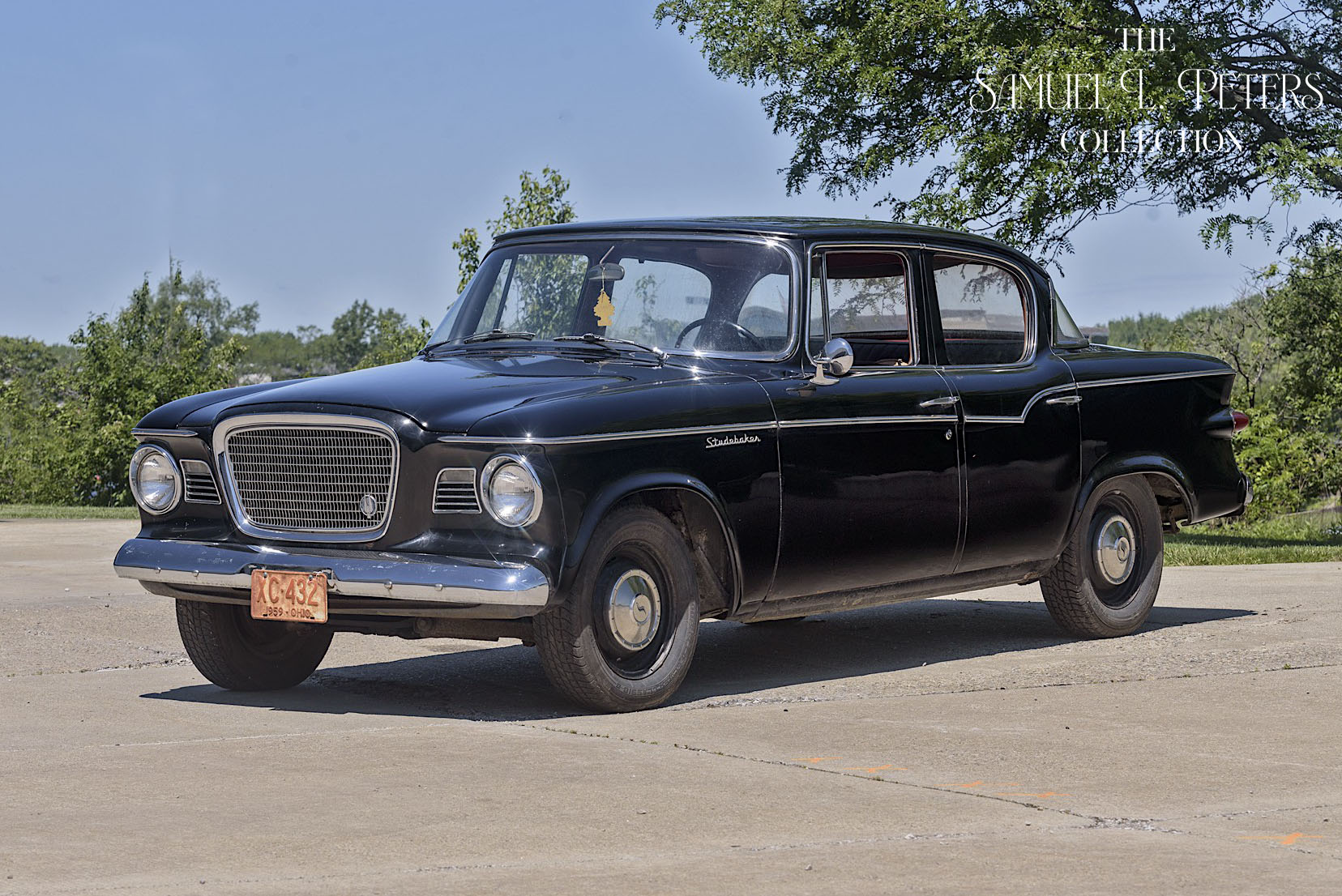 1959 Studebaker Lark sold at auction for $1,250